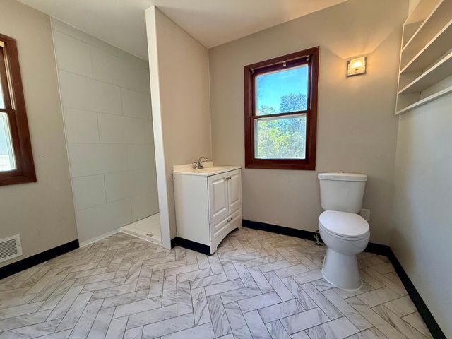 5300 W River Road NW, Rochester, MN 55901