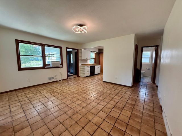 5300 W River Road NW, Rochester, MN 55901