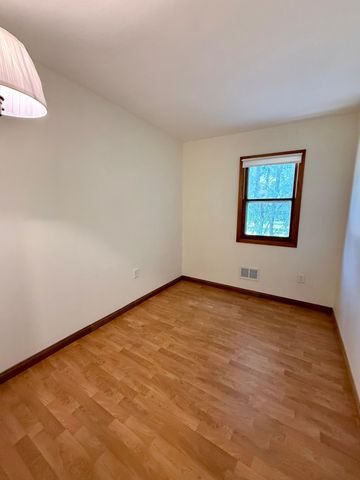 5300 W River Road NW, Rochester, MN 55901