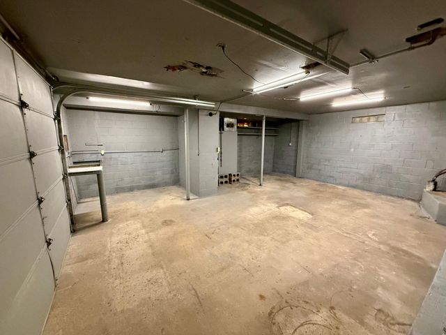 5300 W River Road NW, Rochester, MN 55901