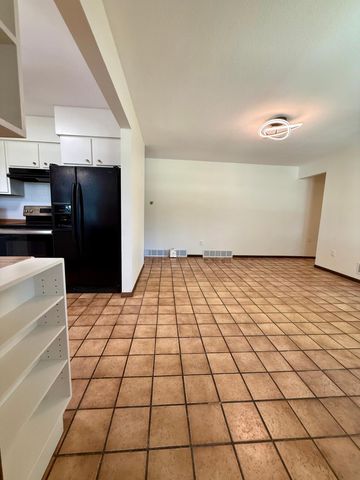 5300 W River Road NW, Rochester, MN 55901