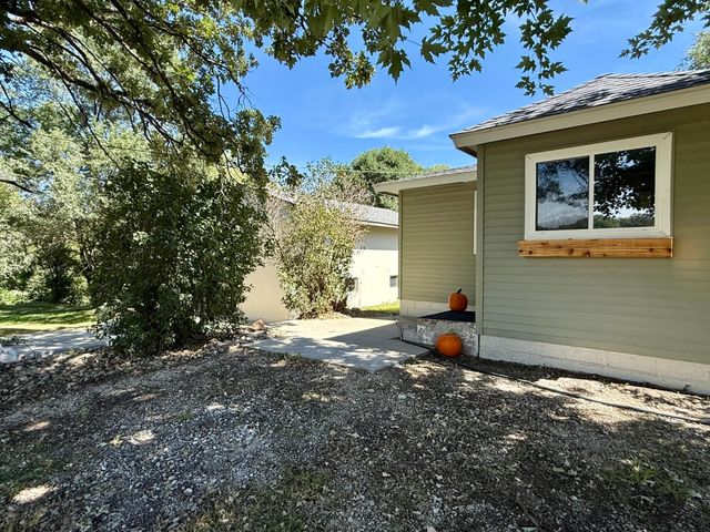 5300 W River Road NW, Rochester, MN 55901