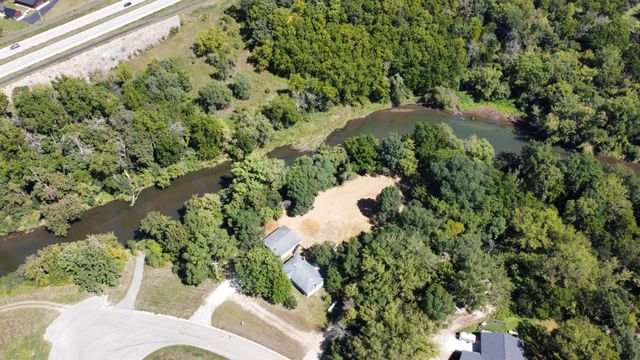 5300 W River Road NW, Rochester, MN 55901
