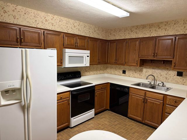 4406 W Middle Court, Bloomington, IN 47403