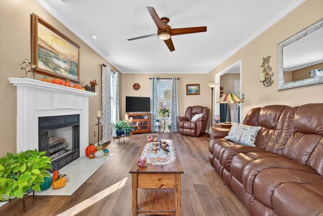 871 S Ridge Trl, Clarksville, TN 37043