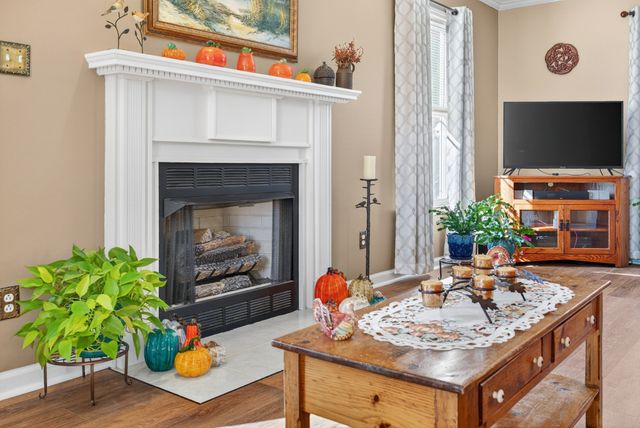 871 S Ridge Trl, Clarksville, TN 37043