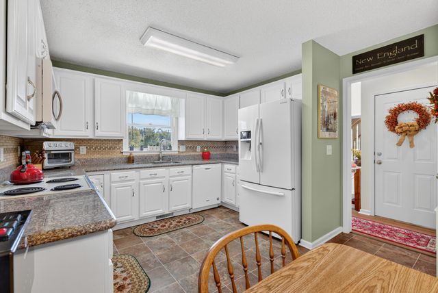 871 S Ridge Trl, Clarksville, TN 37043