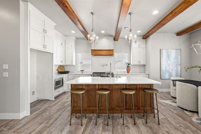 499 Old Farm Road, Edmond, OK 73034