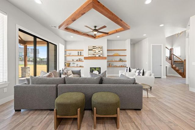 499 Old Farm Road, Edmond, OK 73034