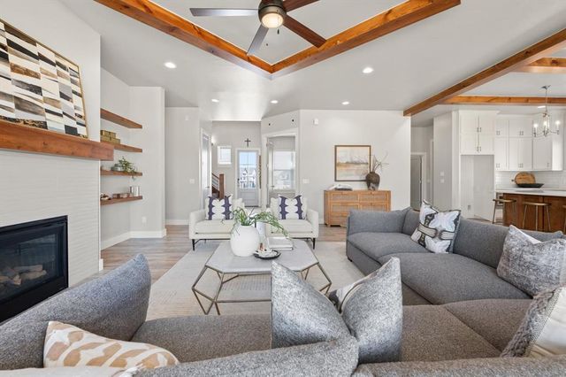 499 Old Farm Road, Edmond, OK 73034