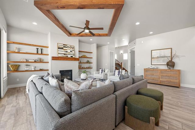 499 Old Farm Road, Edmond, OK 73034