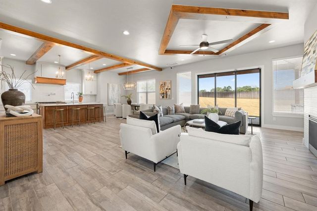 499 Old Farm Road, Edmond, OK 73034
