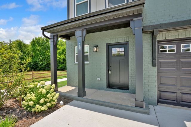 159 Rothwood PVT Drive, Hendersonville, TN 37075