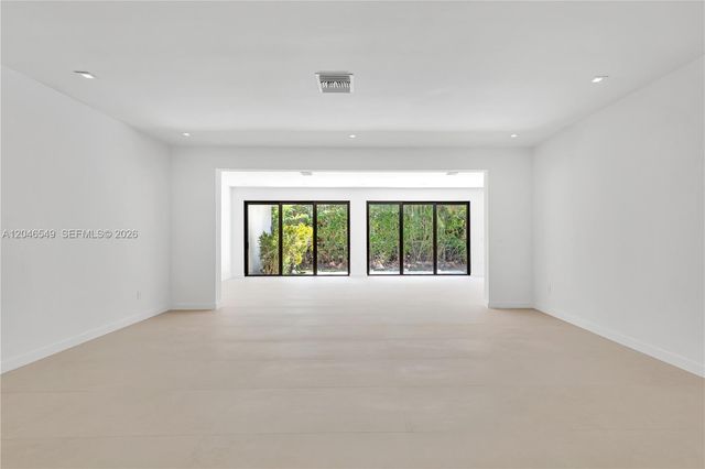 950 Bayamo Ave, Coral Gables, FL 33146