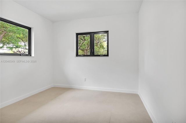 950 Bayamo Ave, Coral Gables, FL 33146