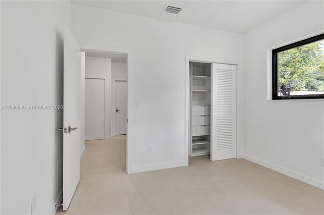 950 Bayamo Ave, Coral Gables, FL 33146