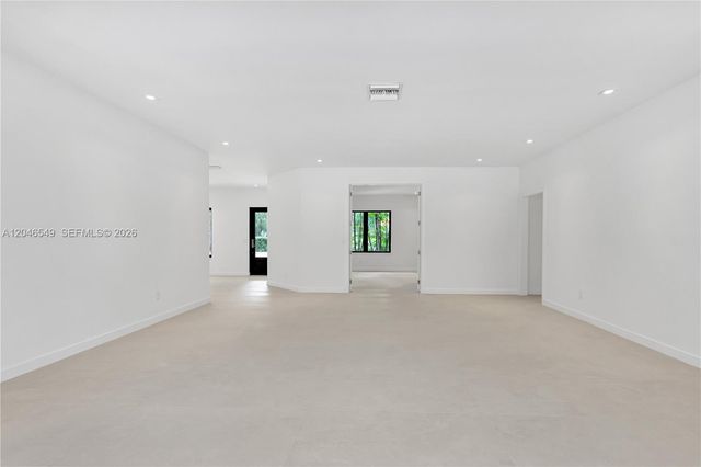 950 Bayamo Ave, Coral Gables, FL 33146
