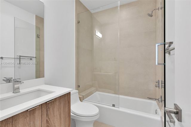 950 Bayamo Ave, Coral Gables, FL 33146