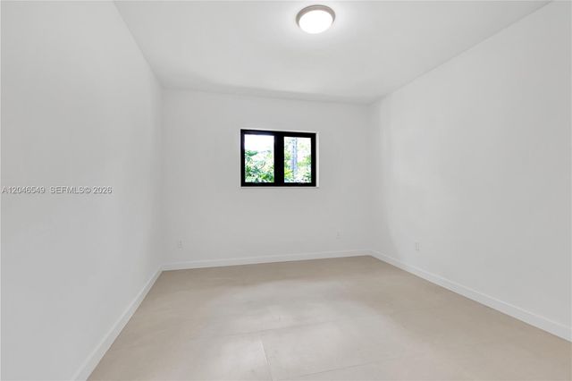 950 Bayamo Ave, Coral Gables, FL 33146