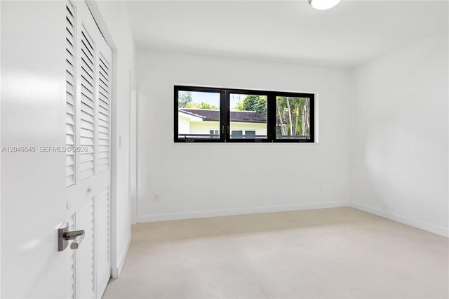 950 Bayamo Ave, Coral Gables, FL 33146