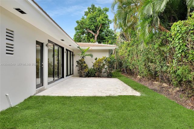 950 Bayamo Ave, Coral Gables, FL 33146