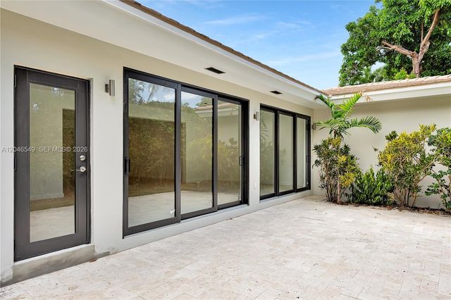 950 Bayamo Ave, Coral Gables, FL 33146