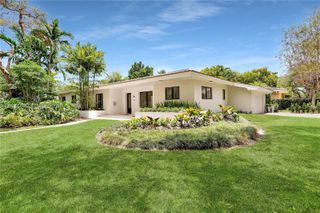 950 Bayamo Ave, Coral Gables, FL 33146