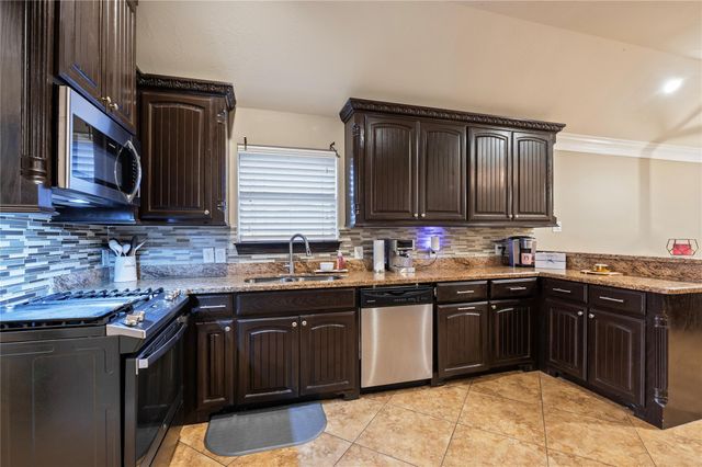 1012 Avenue I, South Houston, TX 77587