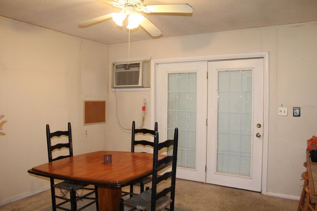 208 Pulley St, Erin, TN 37061