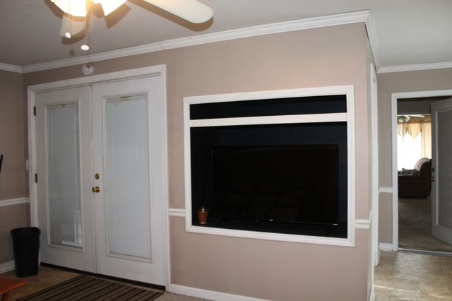 208 Pulley St, Erin, TN 37061