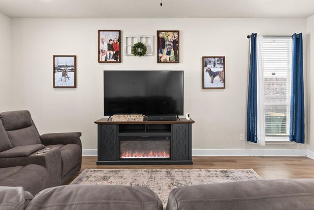 5712 Red Fish CT, Belton, TX 76513