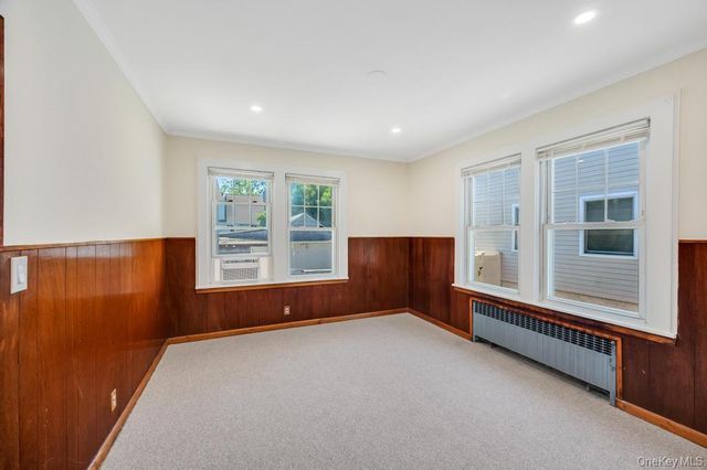 389 Hamilton Avenue, Hewlett, NY 11557