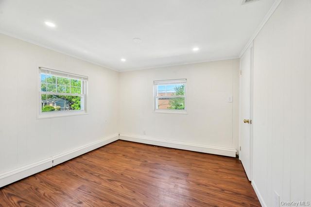 389 Hamilton Avenue, Hewlett, NY 11557