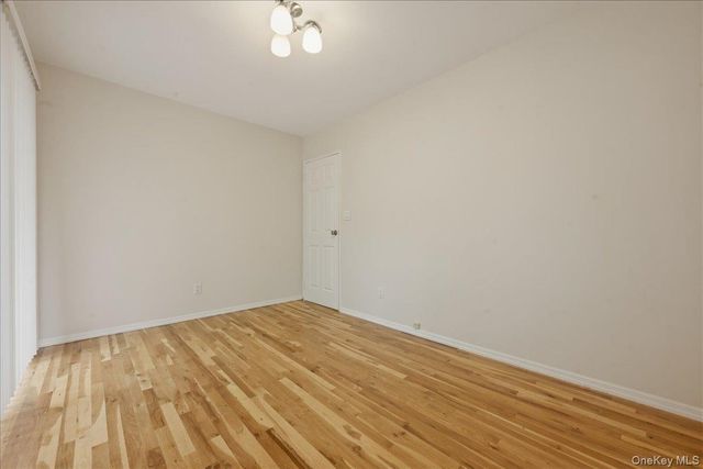 2073 Washington Street, Merrick, NY 11566