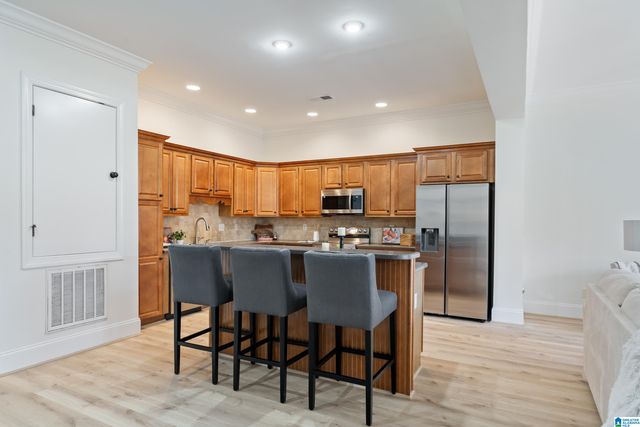 659 FLAG CIRCLE, Hoover, AL 35226