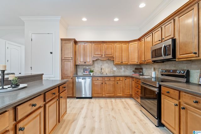 659 FLAG CIRCLE, Hoover, AL 35226