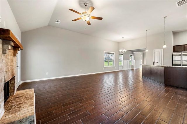 540 Brookside Lane, Hoschton, GA 30548