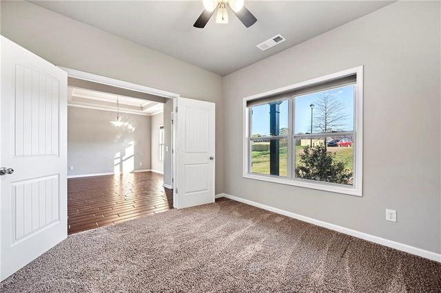 540 Brookside Lane, Hoschton, GA 30548