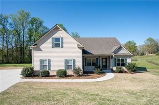 540 Brookside Lane, Hoschton, GA 30548