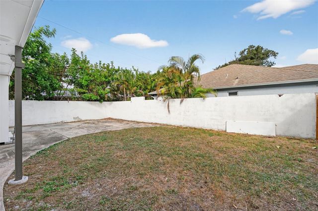 5136 68TH STREET N C, St Petersburg, FL 33709