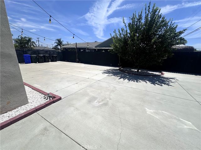 836 N Millard Avenue, Rialto, CA 92376