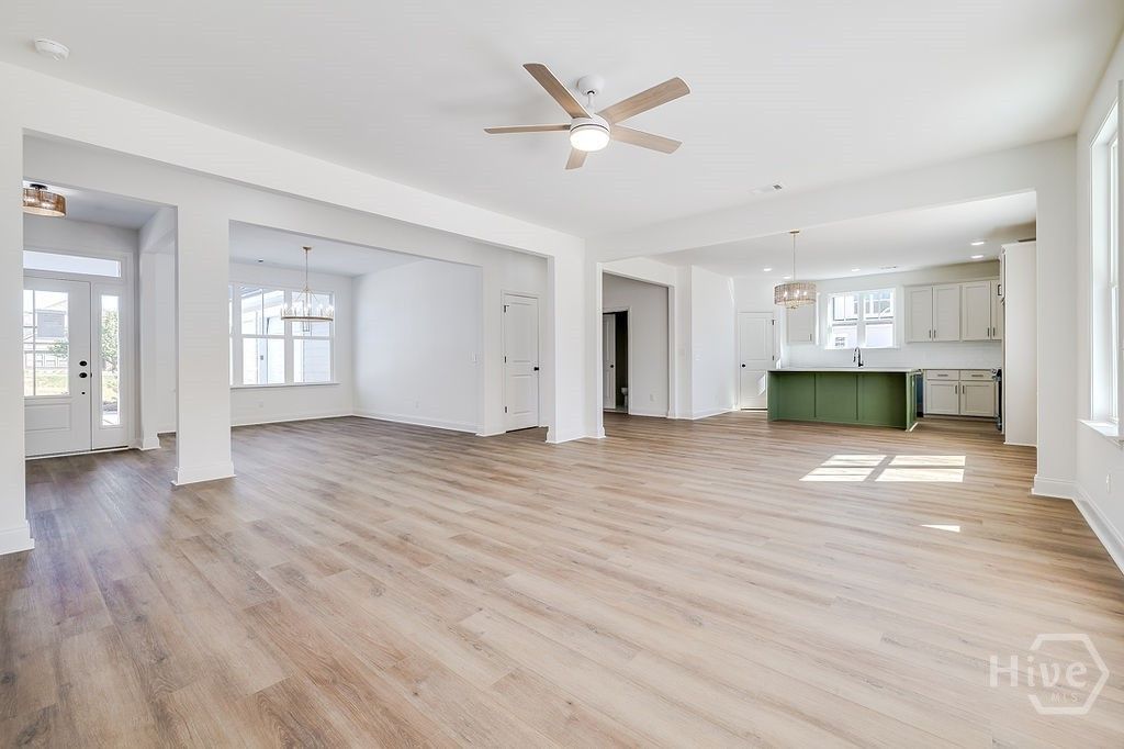 Image 7 of property listing at 211 Old Louisville, Guyton, GA 31312