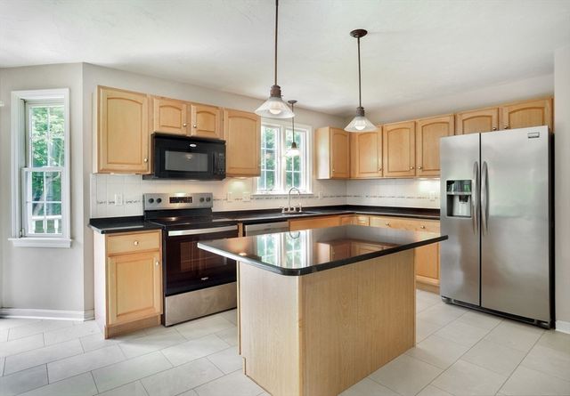 138 Pine Tree Lane, Raynham, MA 02767