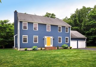 138 Pine Tree Lane, Raynham, MA 02767