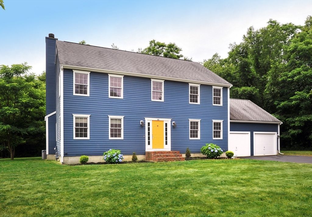138 Pine Tree Lane, Raynham, MA 02767