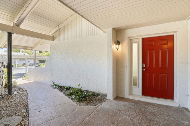 1208 14TH CIRCLE SE, Largo, FL 33771