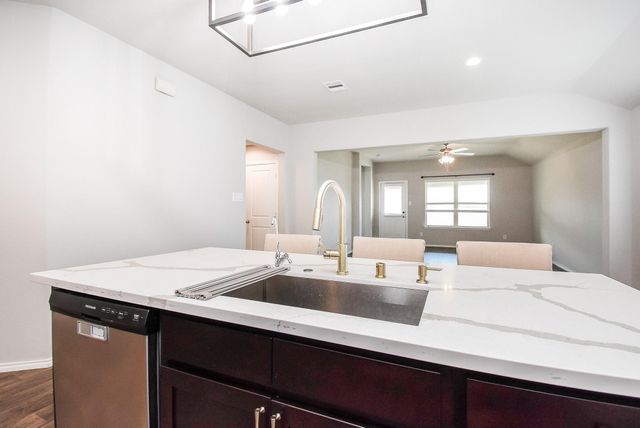 1835 Raven Vista Drive, Richmond, TX 77469