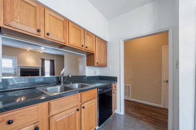 12400 Brookglade Circle 15, Houston, TX 77099