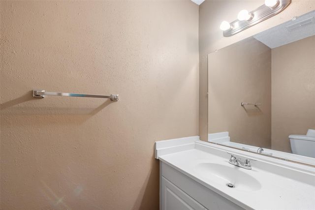 12400 Brookglade Circle 15, Houston, TX 77099