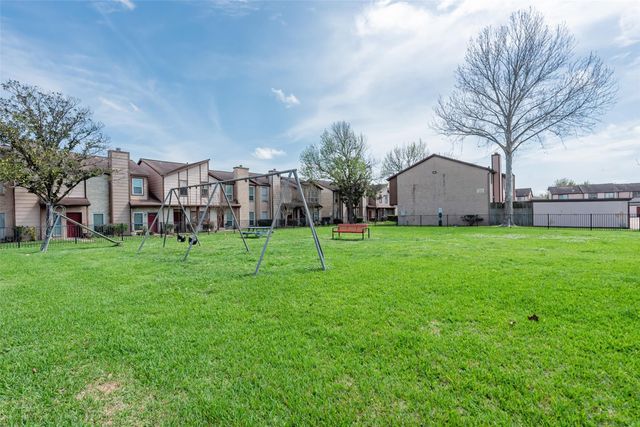 12400 Brookglade Circle 15, Houston, TX 77099